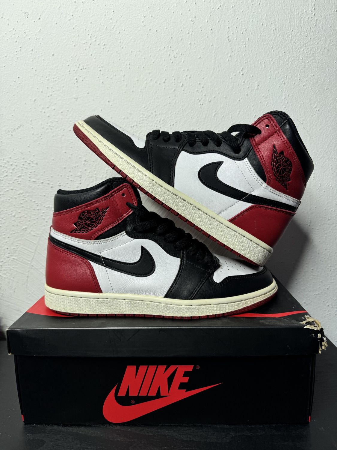 JORDAN 1 BLACK TOE (2016) (USED)