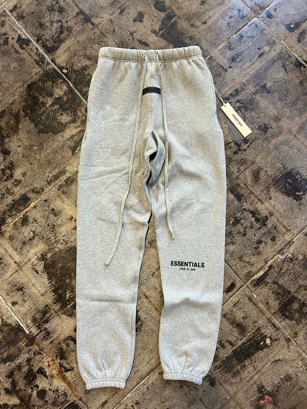 ESSENTIAL SWEATS DARK OATMEAL