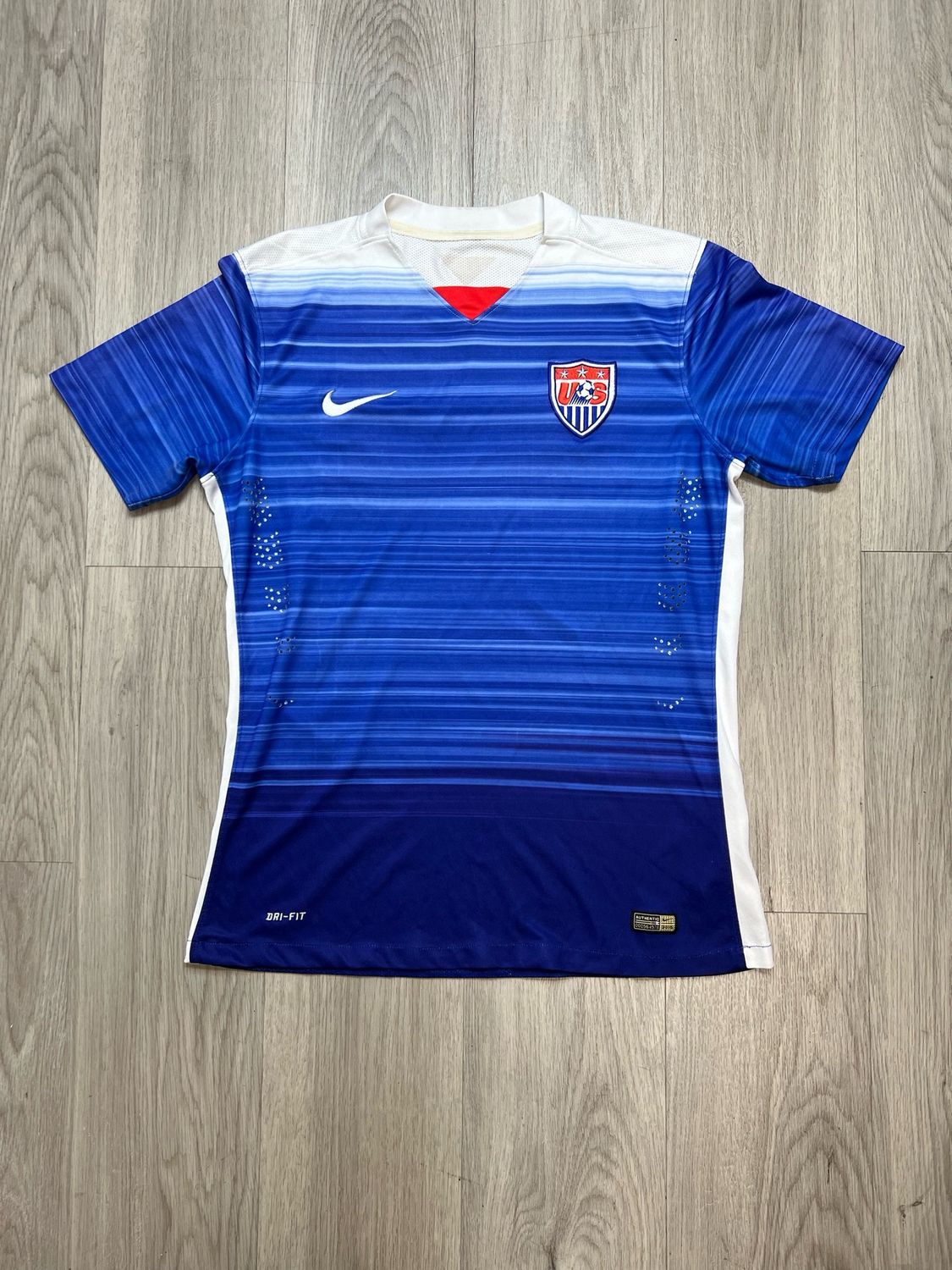NIKE USA SOCCER JERSEY SZ: M