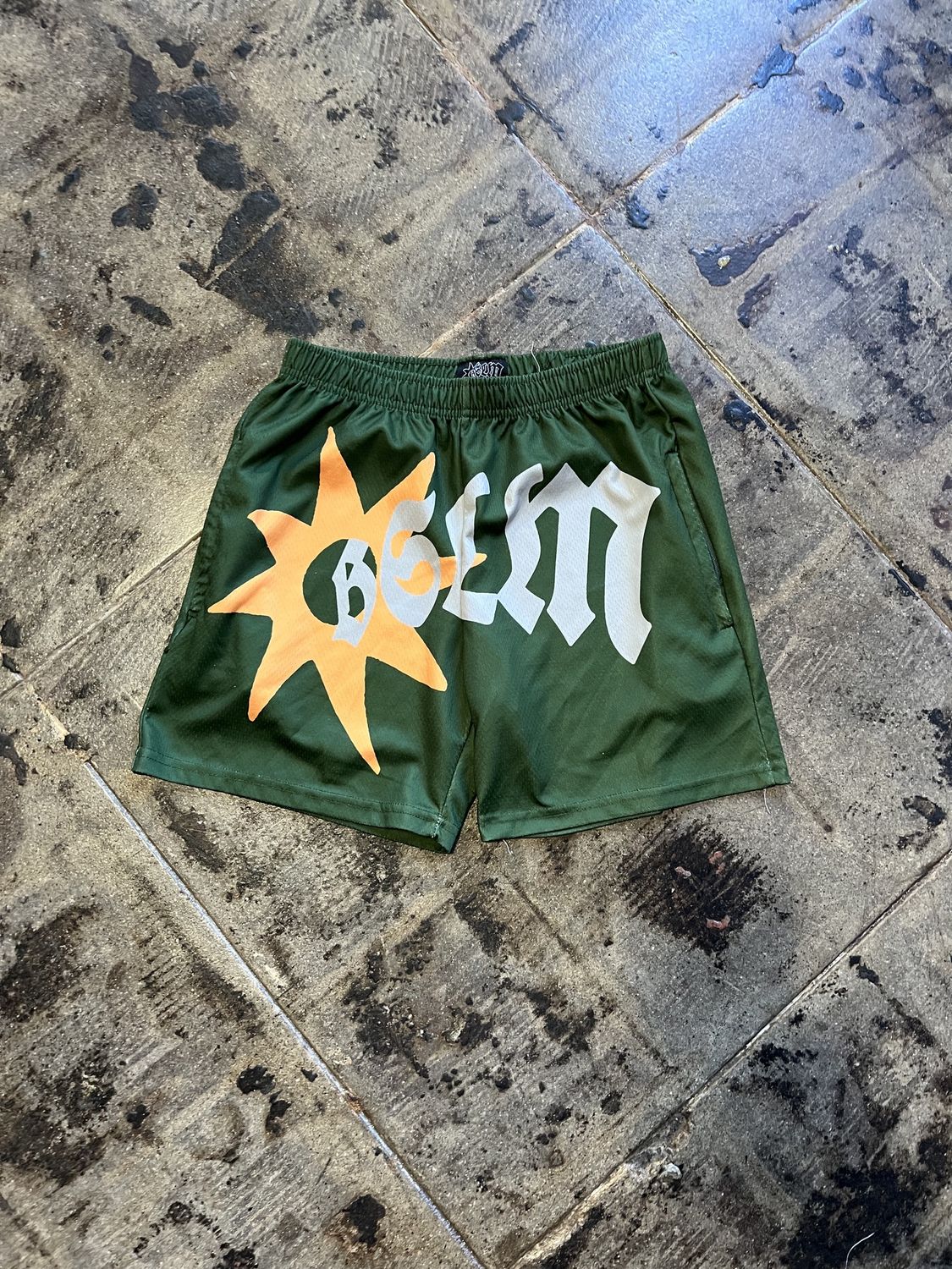 BSLM GREEN SHORTS SIZE:S