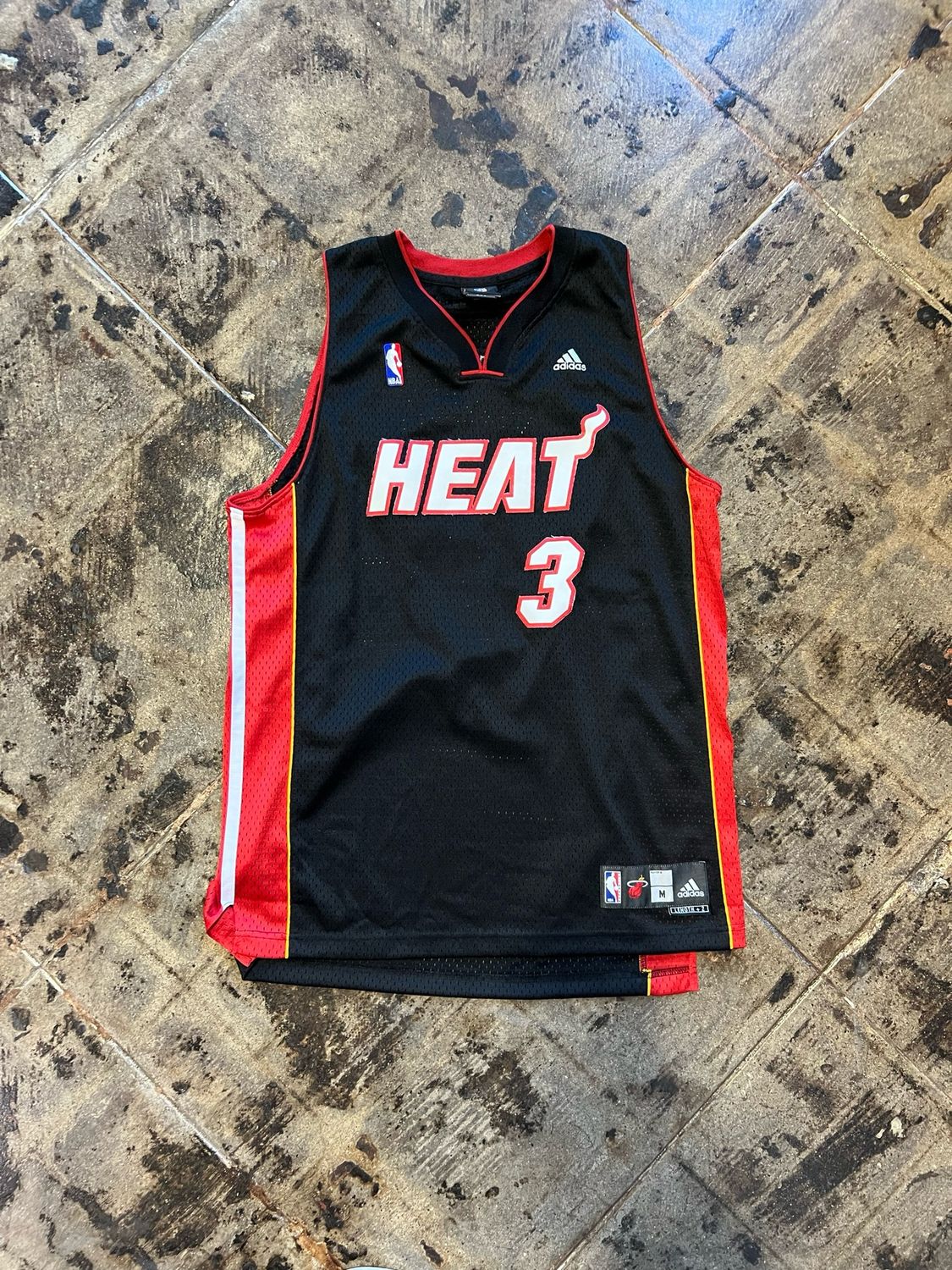 NBA ADIDAS HEAT WADE #3 JERSEY SZ: MED