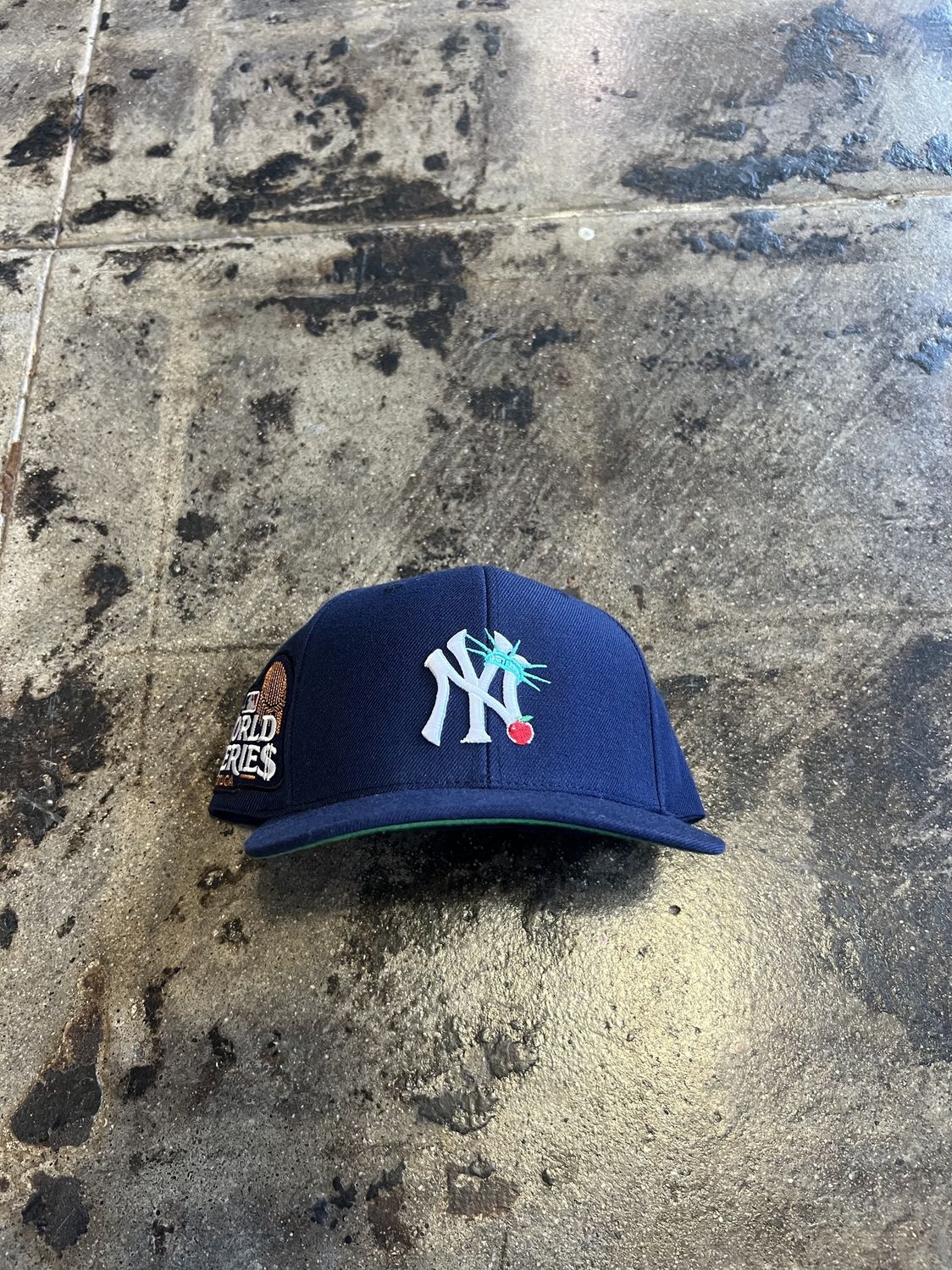 NSTLGALA  YANKEE HAT