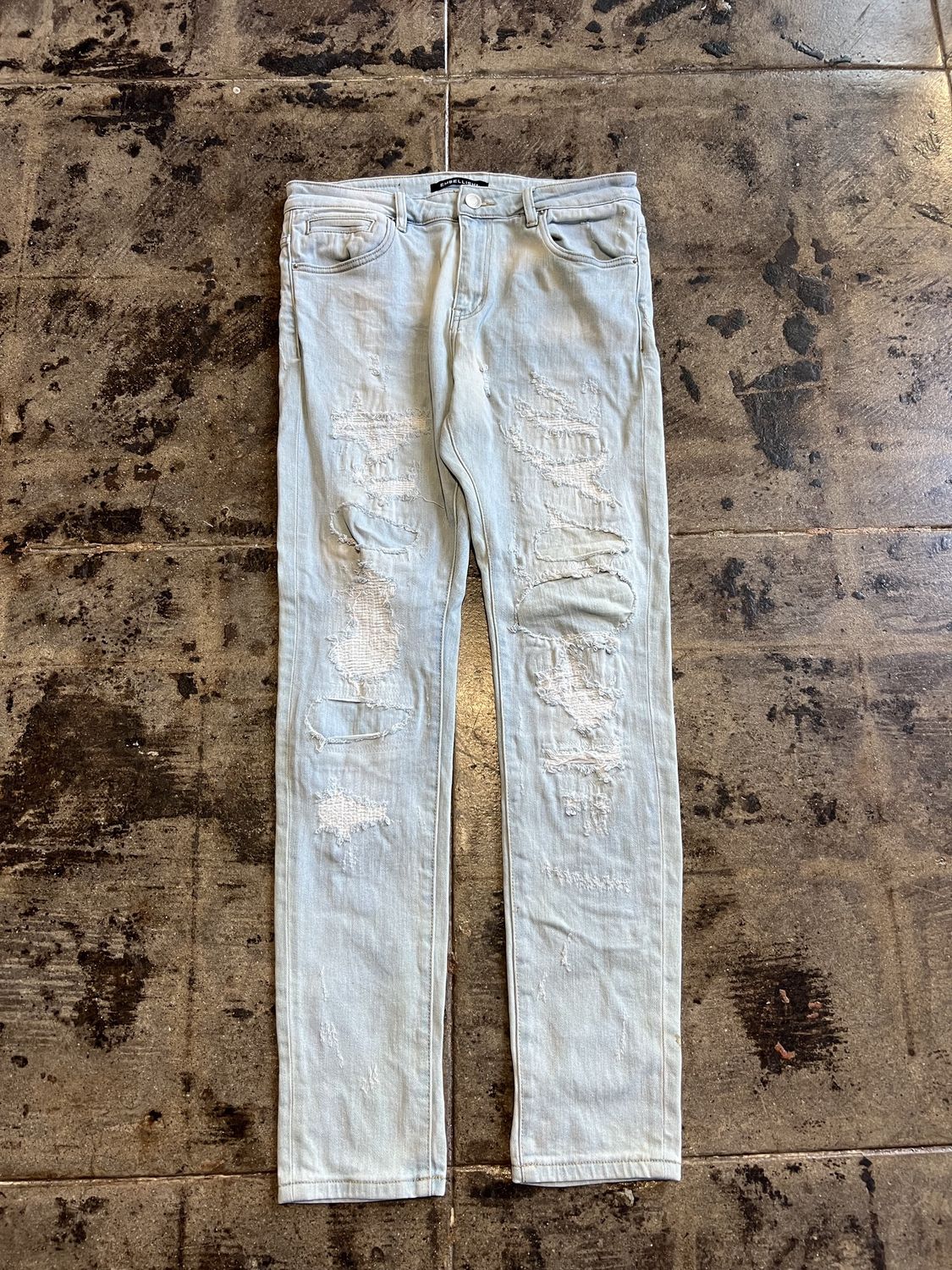 EMBELLISH JEANS SZ: 32X32