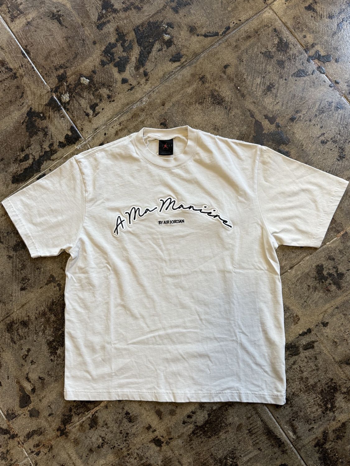 A MA MANIERE TEE