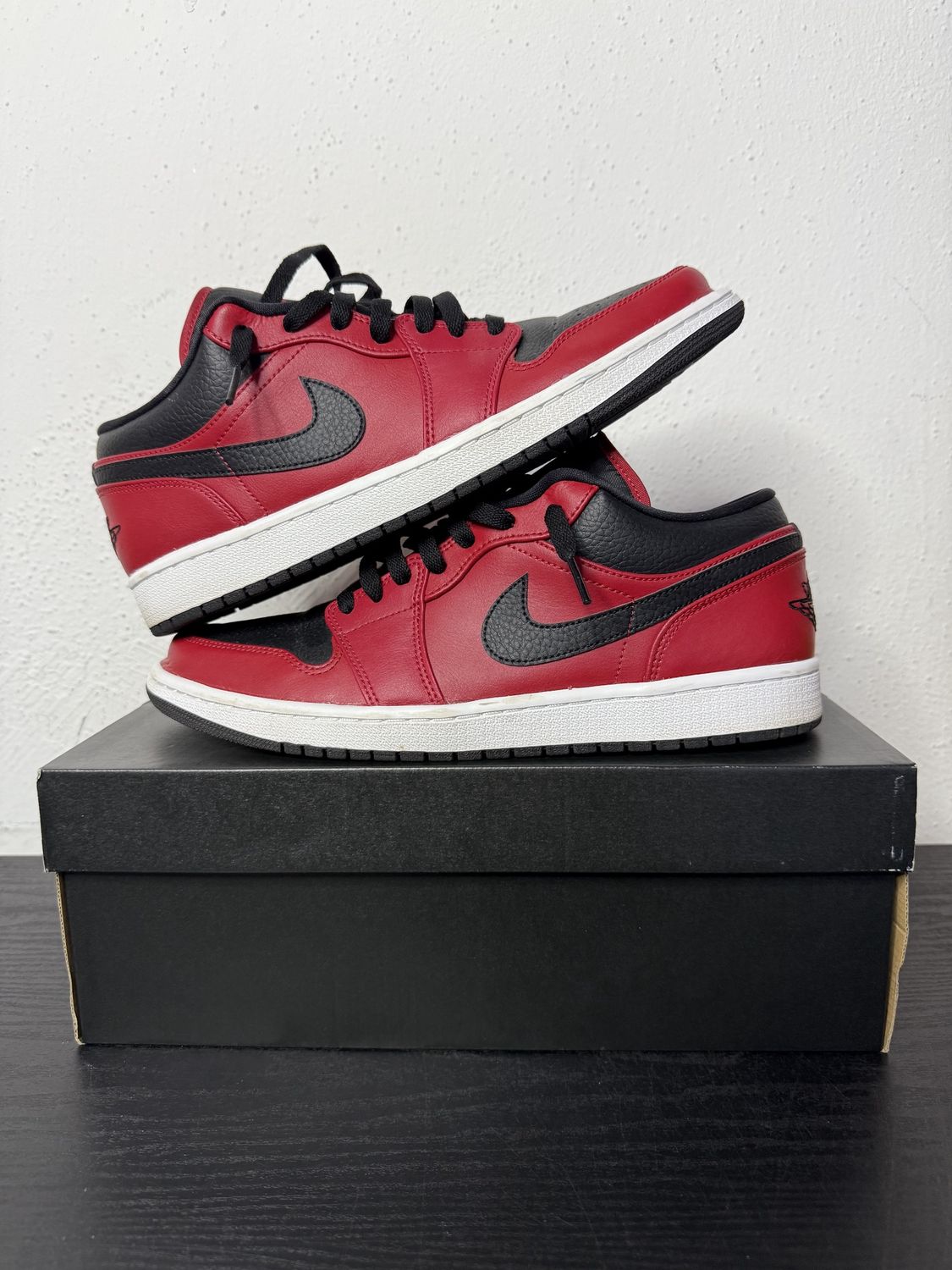 JORDAN 1 LOW REVERSE BRED (USED)