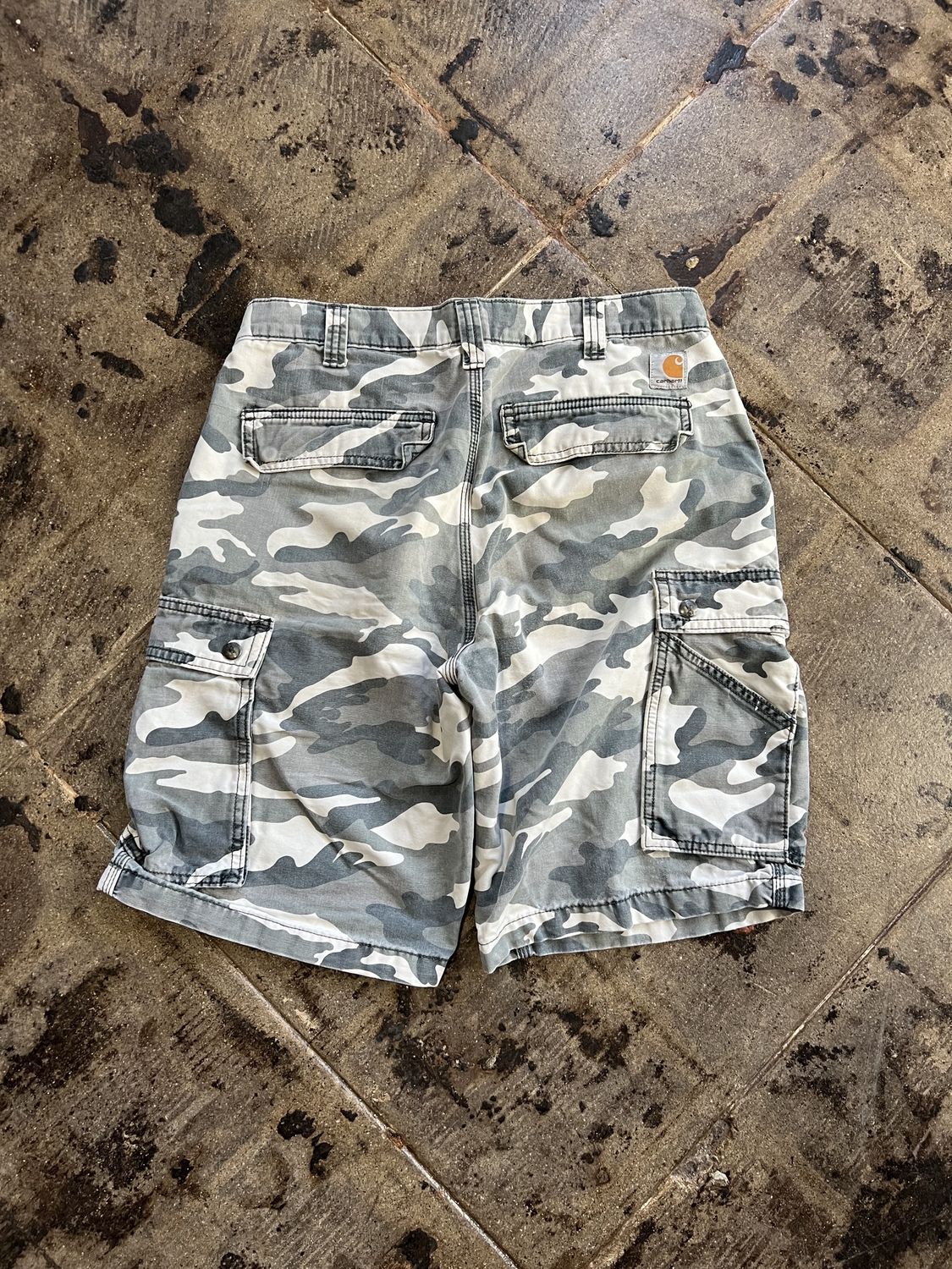 CARHARTT CAMO JORTS