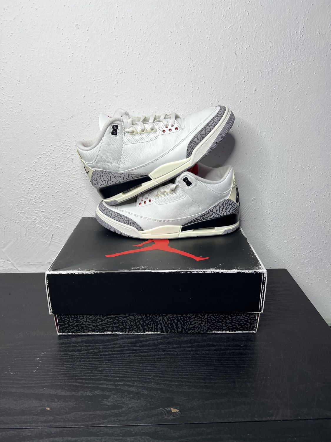 JORDAN 3 WHITE CEMENTS USED