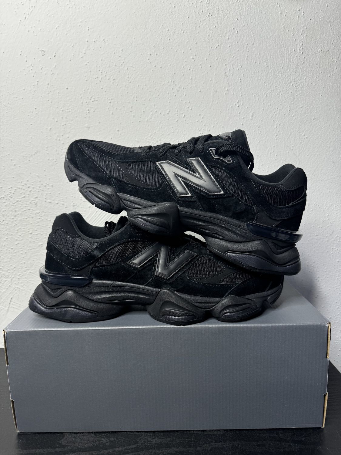 NEW BALANCE 9060 BLK/BLK
