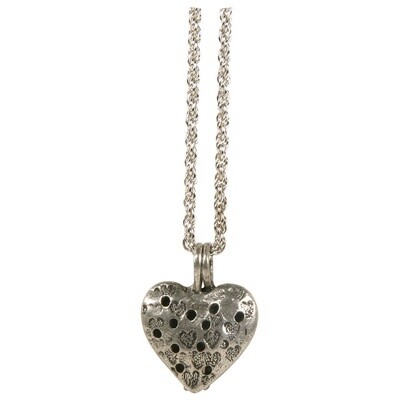 24 Heart Diffuser Necklace