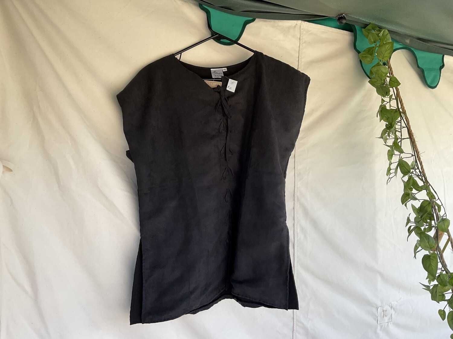 Front-laced Vest