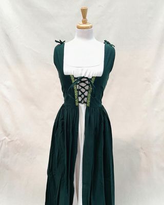 Eileen Overdress - Size 14