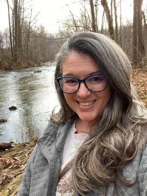 R2327 Mary Colvin - Guidance for the Self Trained Herbalist