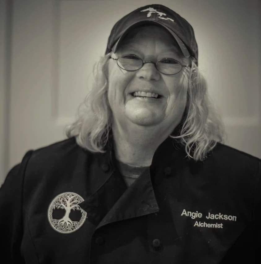 R2447 Angie Jackson - The Bittered Wild