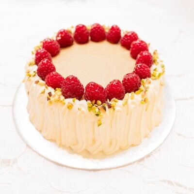 Pistachio & raspberries