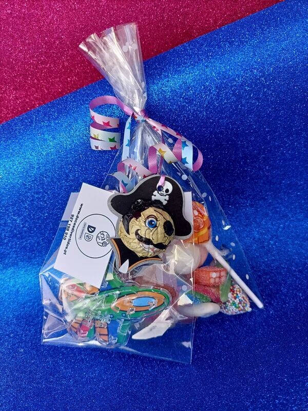 MIX GOMAS , COM CHOCOLATE E MINI BRINQUEDO