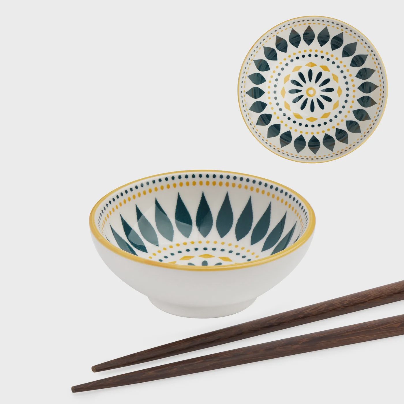 Kiri 3&quot; Sauce Dish - Petal Dot Daisy