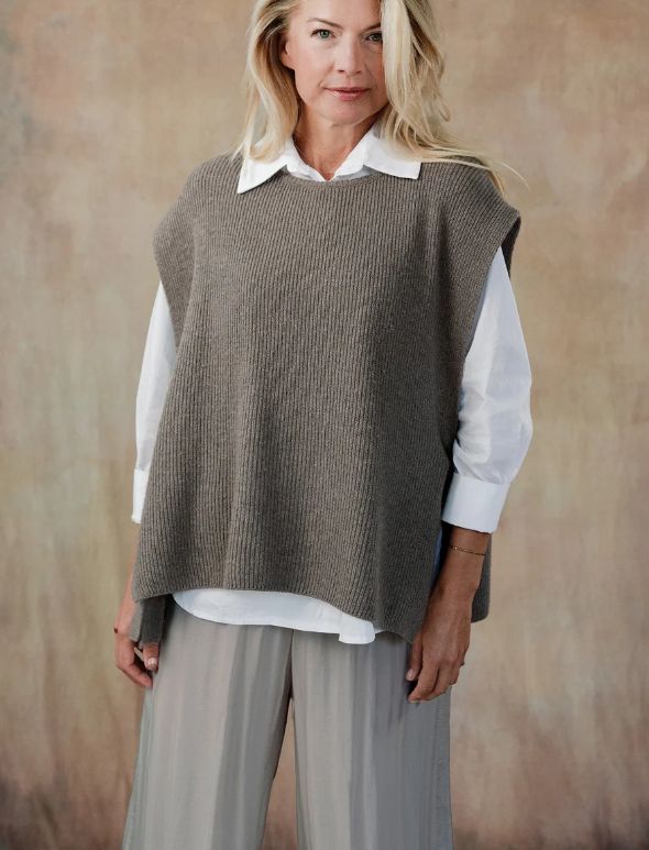Blythe Sweater Vest - Taupe