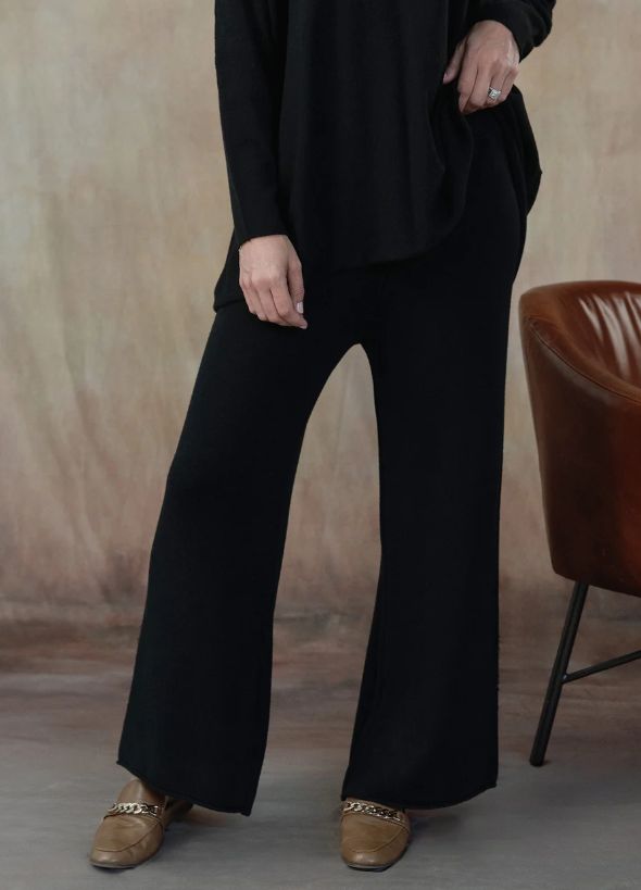 Cleo Sweater Pants - Black