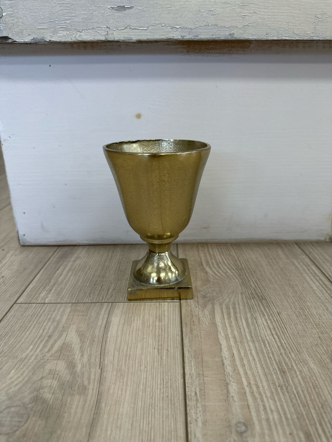 Hilma Vase Short