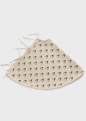 Deer Faces Tree Skirt Natural/Black 48x48