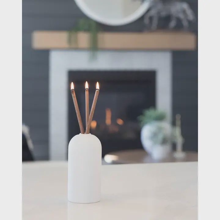 Wylie Vase White