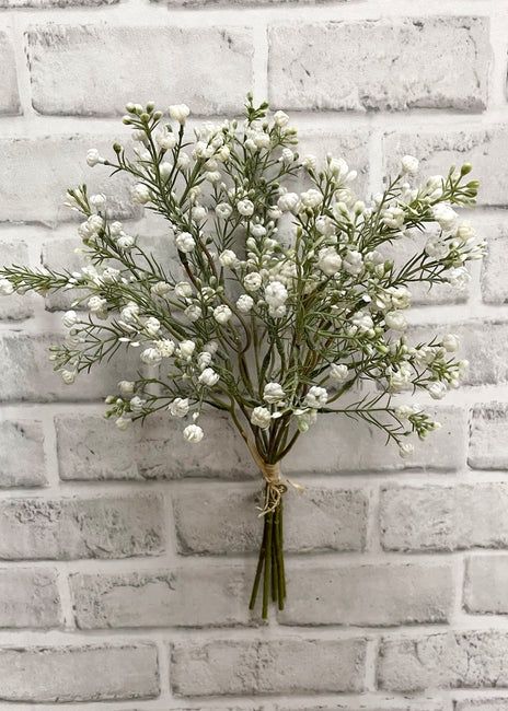 14&quot; White Baby&#39;s Breath Bundle