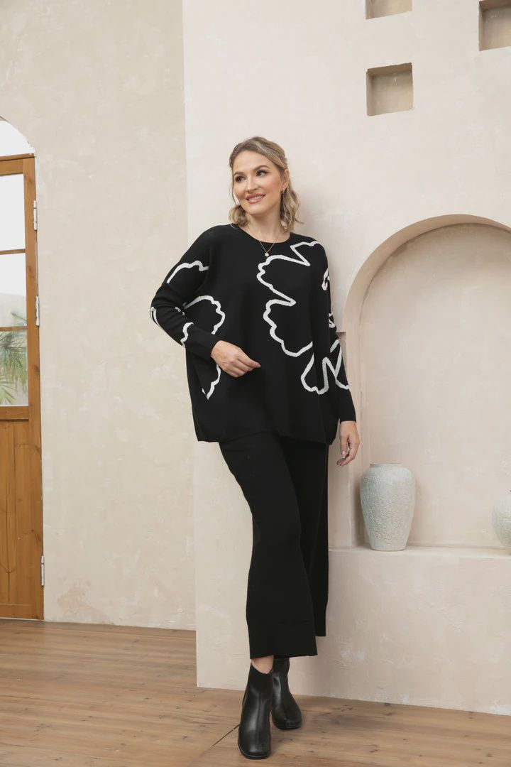 Squiggle Luck Sweater, Colour: Black, Size: O/S