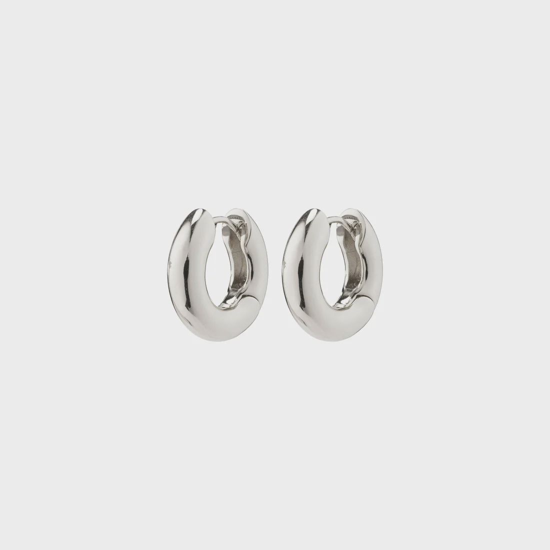 AICA chunky huggie hoop earrings silver-plated