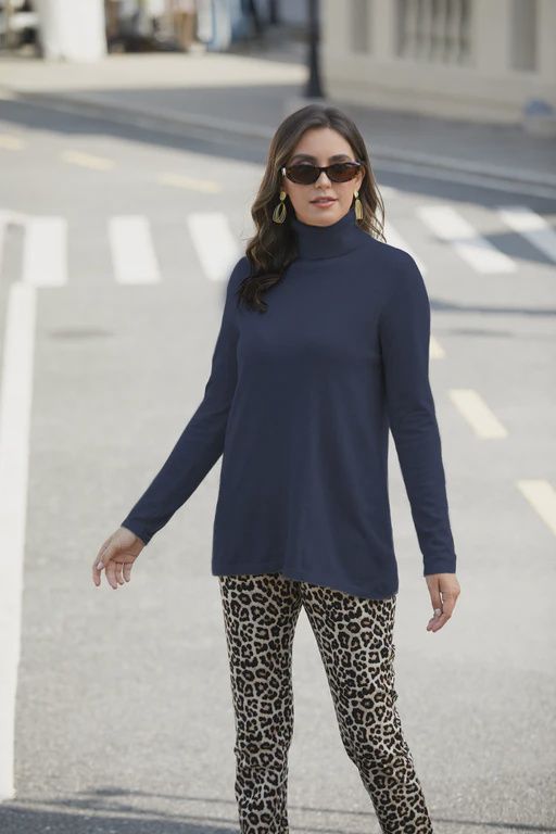 Andrea&#39;s Everyday Layering Tunic, Colour: Navy, Size: S/M