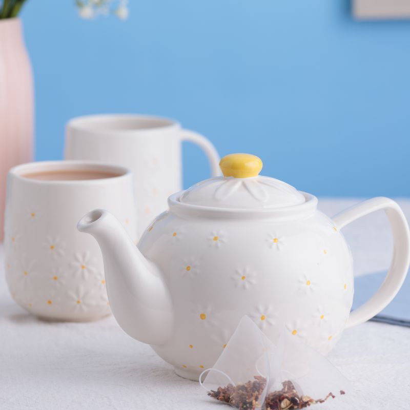 DAISY 6-Cup Teapot