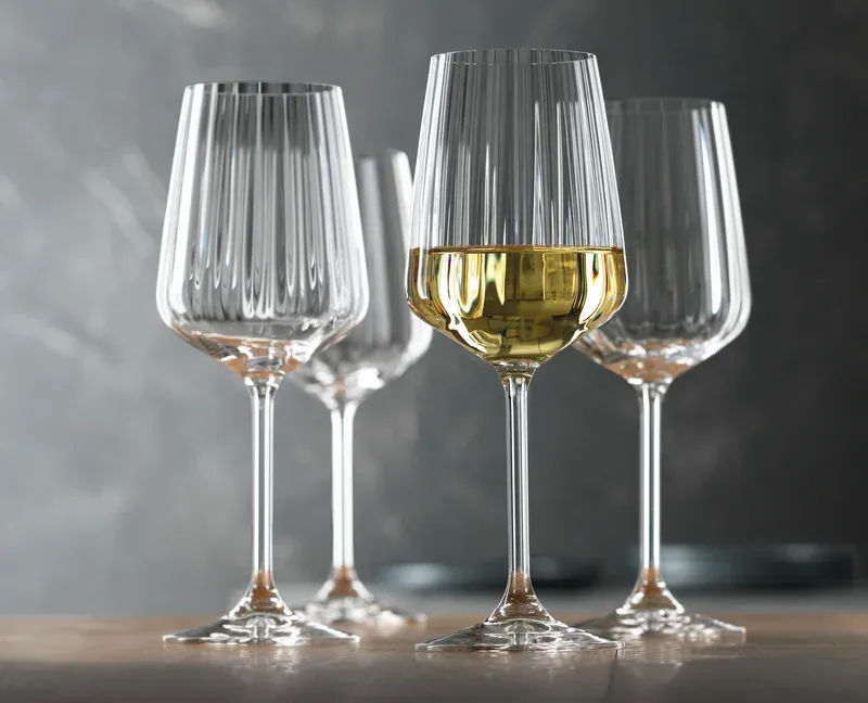 Lifestyle White Wine Glass