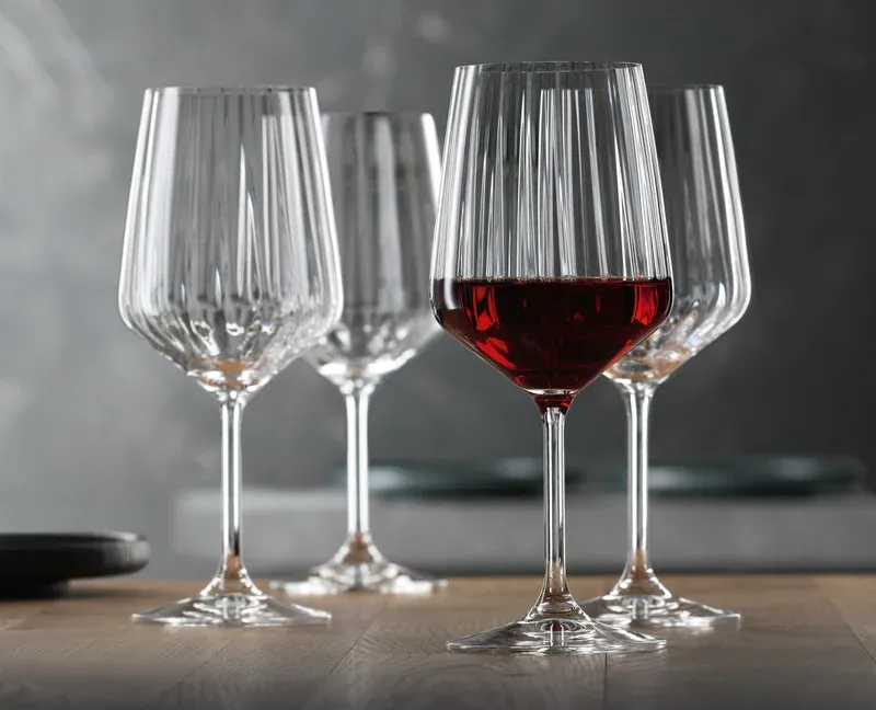 Lifestyle Red Wine Glass