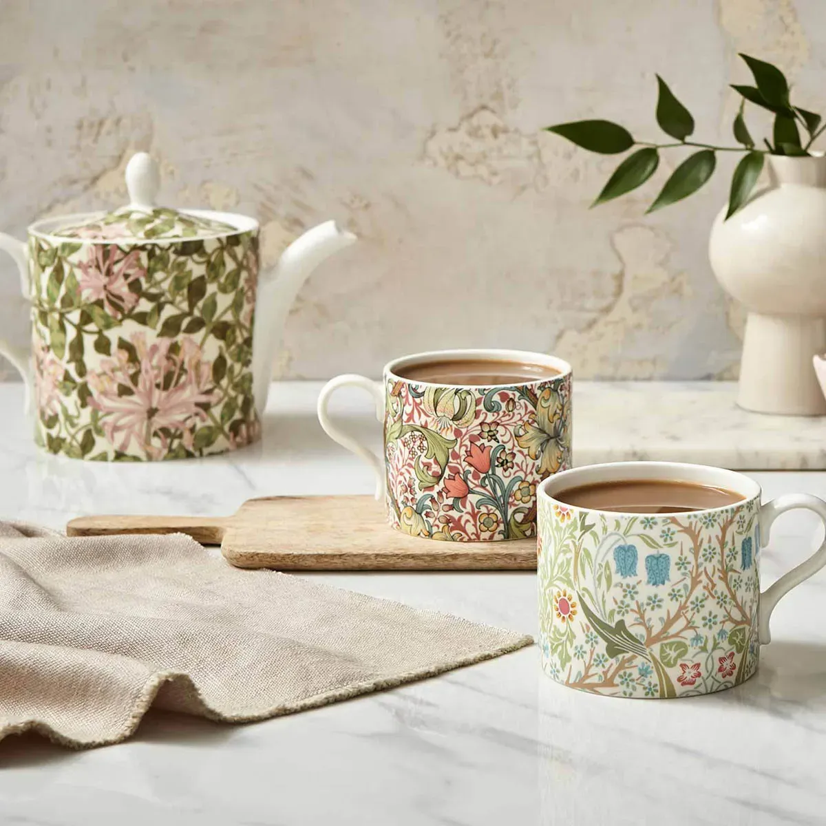 Morris &amp; Co. Blackthorn and Golden Lily Mugs