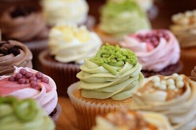 Chic & Colourful Cupcakes