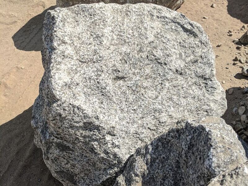 GRAY GRANITE (SMALL)