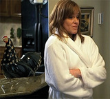 Scene #17 - Kathleen at home with Lucy...