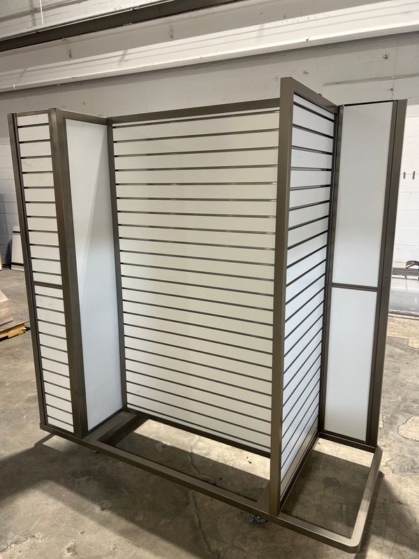 SLATWALL DISPLAY  30&quot;X72&quot;X72&quot;