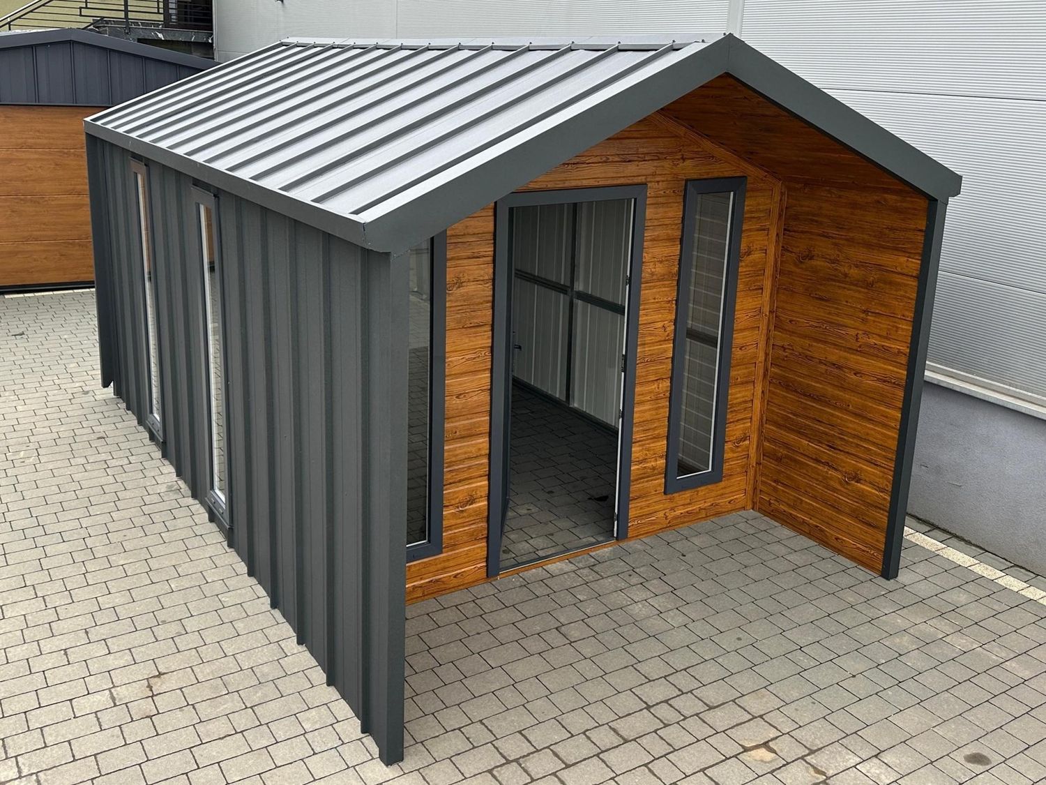 Noliktava metāla 3x5 m (ar izvirzījumu)
