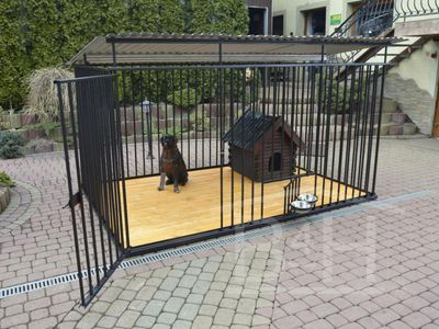 Suņu voljērs MELNIS 3x2 m (lieliem suņiem)