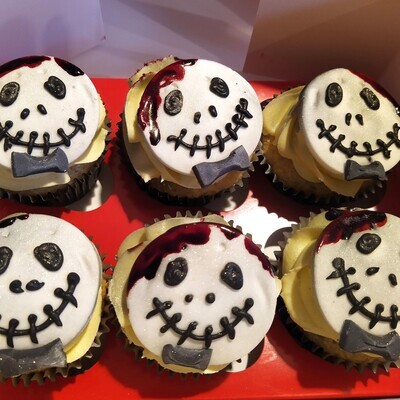 Halloween skull cupcakes