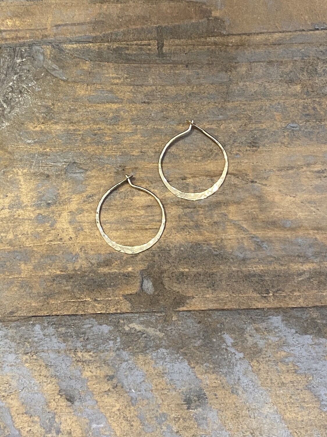 GF MD HAMMERED HOOP