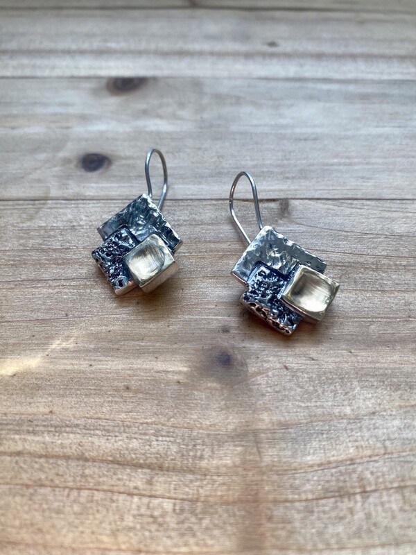 SILVER/GOLD TEXTURE SQ EARRINGS