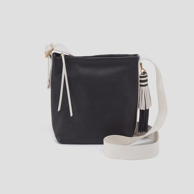 BLAZE BUCKET BLK BAG