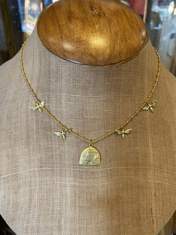 BEEHIVE NECKLACE