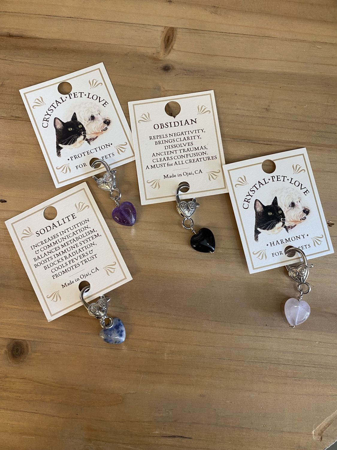 CRYSTAL PET PENDANT