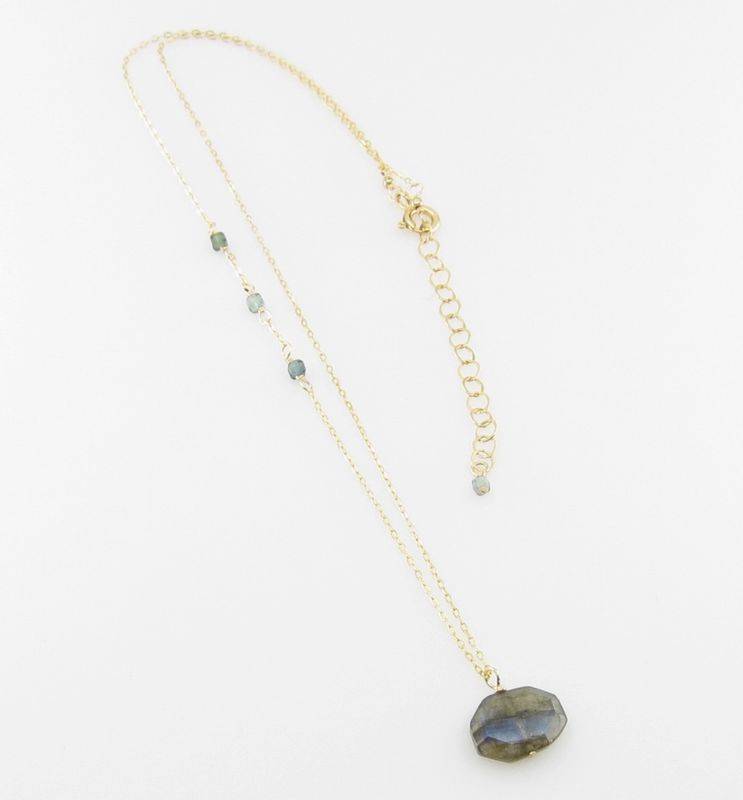 LABRADORITE DROP NECKLACE