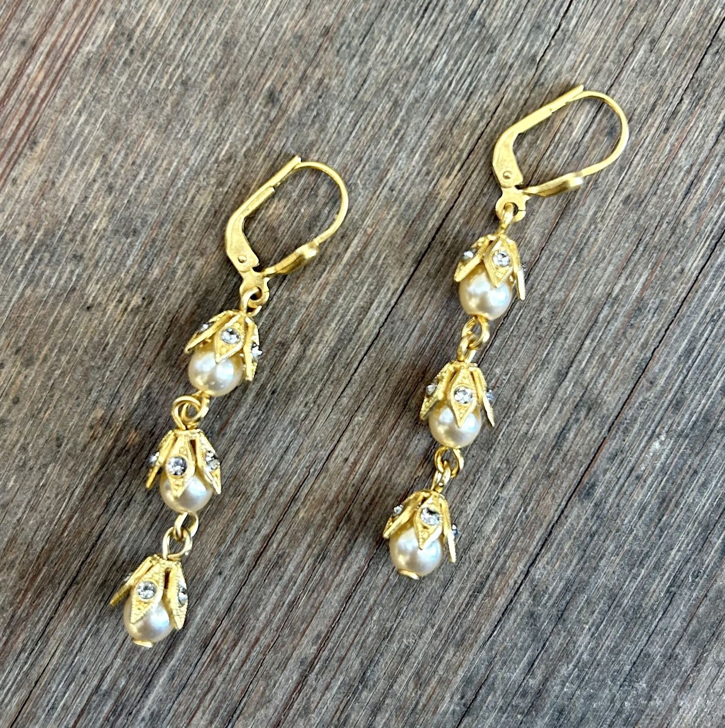 3 TIER FLWR EARR