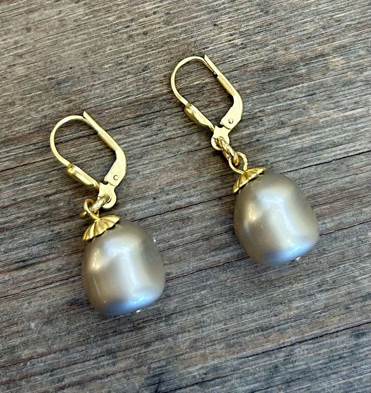 PEARL DROP EARR