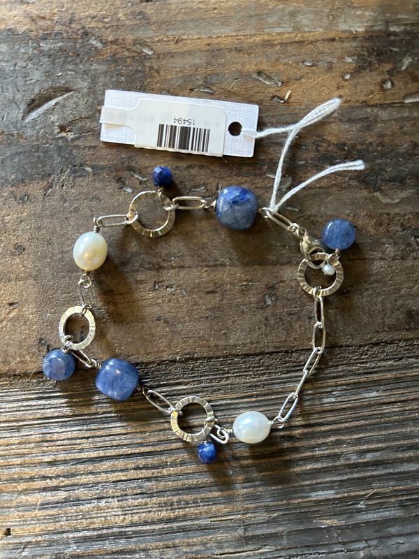 KYANITE & PEARL CIRCLE BRLT