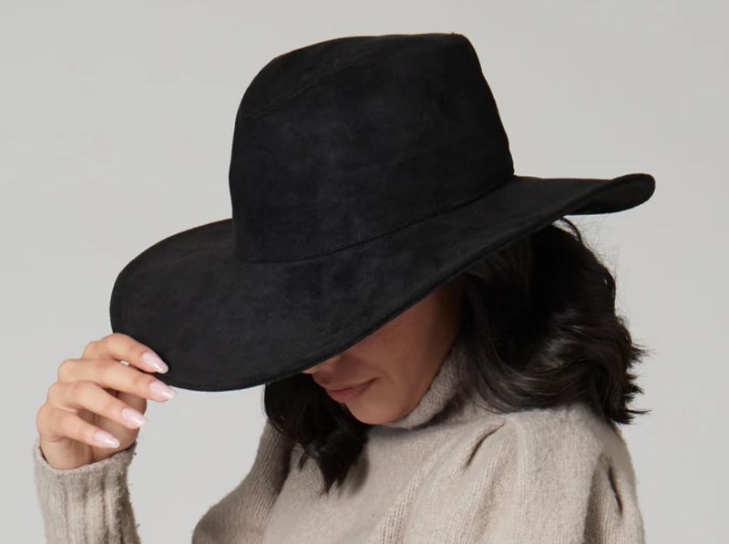 BLK FAUX SUEDE FEDORA